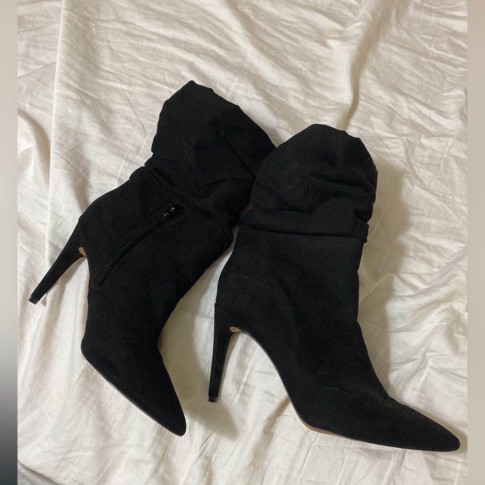 Express Slouched Ankle Bootie Black Size 8